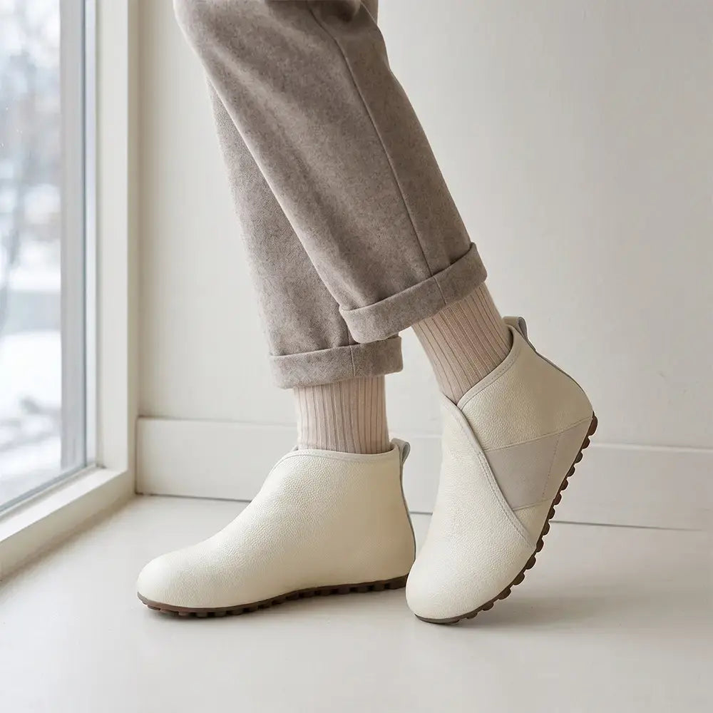 【35-40】Damskie buty ocieplane na wysokiej cholewce – wsuwane, ciepłe, dla seniorek i mam
