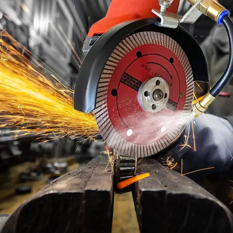 🔧 50% ZNIŻKI PRZEZ OGRANICZONY CZAS! ✨ Spryskiwacz wody do usuwania pyłu z maszyn tnących: dwa tryby natrysku, giętka aluminiowa rura, nierdzewna 💧