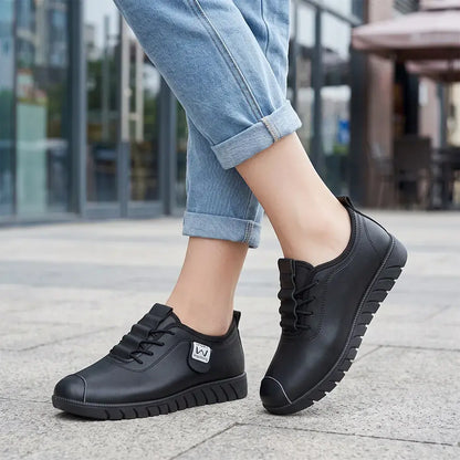 【36-41】Nowe damskie buty zimowe – ocieplane, ze skóry, na miękkiej podeszwie, płaskie, wygodne dla mam