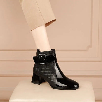 🔥【35-40】🔥Sada - 50%, idealne za jesen i zimu! Elegantne ženske gležnjače od prave ovčje kože – moderne, tople i ručno izrađene!
