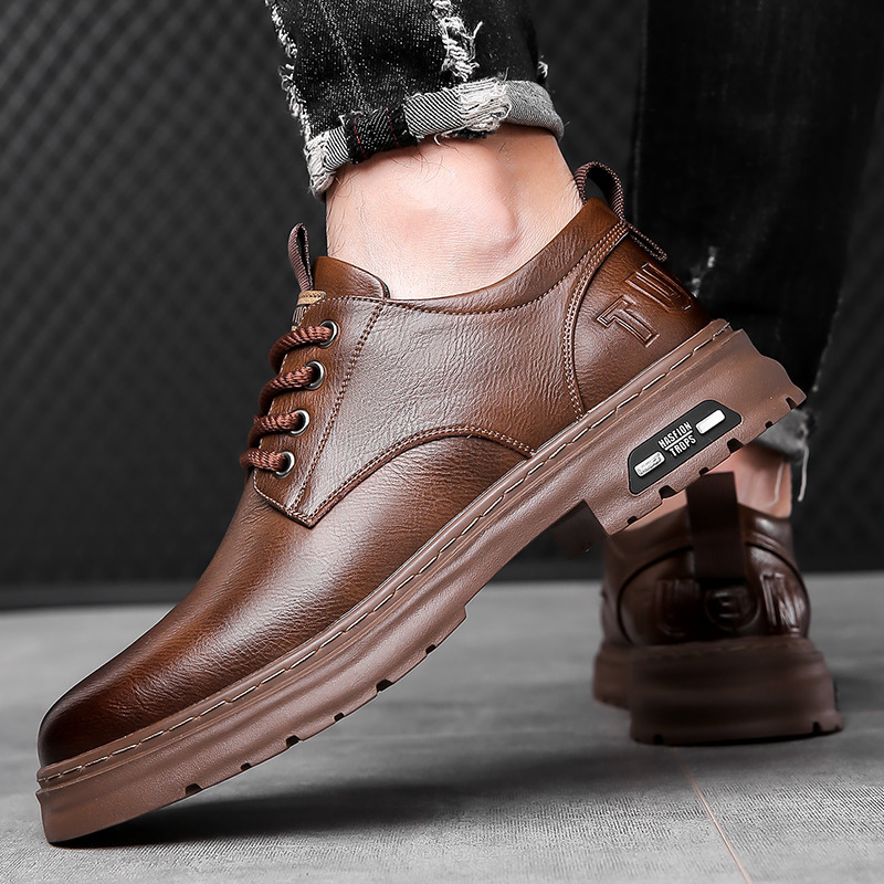 👍👞Muške ručno šivane kožne tenisice – Kvalitetna prava koža, udoban dizajn i izdržljiv gumeni potplat za svakodnevno nošenje.