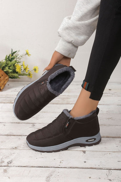 🔥 【Specjalna zniżka 50%】【35–48】 👢 Zimowe buty unisex z ocieplającym pluszowym podszyciem – ciepłe, wygodne i antypoślizgowe na chłodne dni