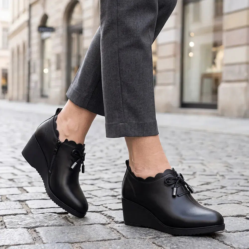 【35-41】Damskie buty na koturnie ze spiczastym noskiem – miękkie, stylowe, ocieplone, uniwersalne, idealne do pracy