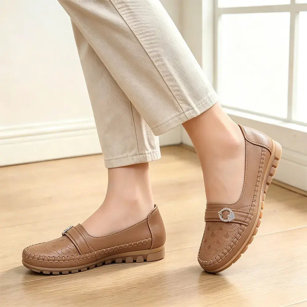 【36-43】Nowe damskie buty w stylu retro – ażurowe, z haftem i perforacją, oddychające, idealne na co dzień