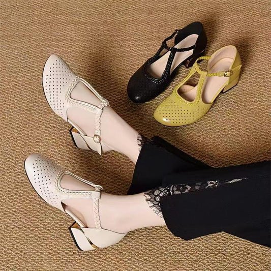 🔥【Compra 1 y llévate 1 gratis】🔥【35-40】Sandalias de verano 2025 de tacón grueso, de cuero suave, huecas y transpirables, de nuevo estilo