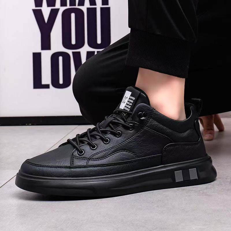 😎👍【39-44】Nuevas zapatillas casuales de algodón y terciopelo impermeables para hombre para otoño e invierno 2025.