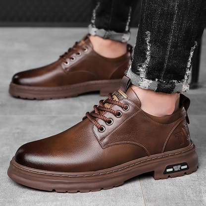 👍👞Muške ručno šivane kožne tenisice – Kvalitetna prava koža, udoban dizajn i izdržljiv gumeni potplat za svakodnevno nošenje.
