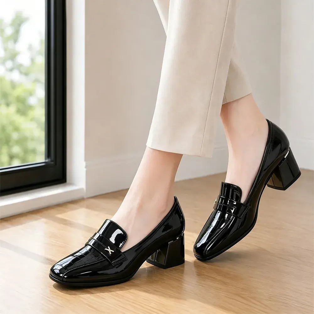 Eleganckie damskie mokasyny na masywnym obcasie – wsuwane, lakierowane buty z kwadratowymi noskami, idealne na wiosnę i jesień (czarne i khaki / rozmiary 35–40) 👠✨🖤