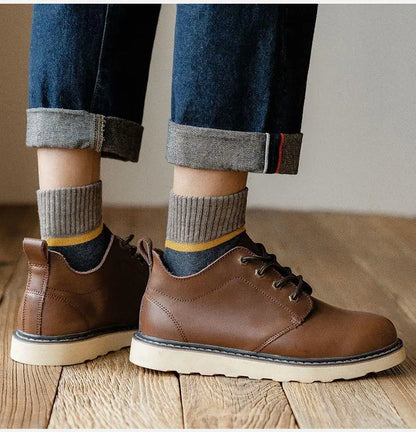 😍🧦【10 ζευγάρια】Αντιβακτηριδιακές, ζεστές μάλλινες κάλτσες που εξουδετερώνουν τις οσμές, ιδανικές για το φθινόπωρο και τον χειμώνα.
