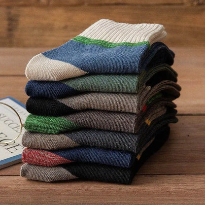 😍🧦【10 ζευγάρια】Αντιβακτηριδιακές, ζεστές μάλλινες κάλτσες που εξουδετερώνουν τις οσμές, ιδανικές για το φθινόπωρο και τον χειμώνα.