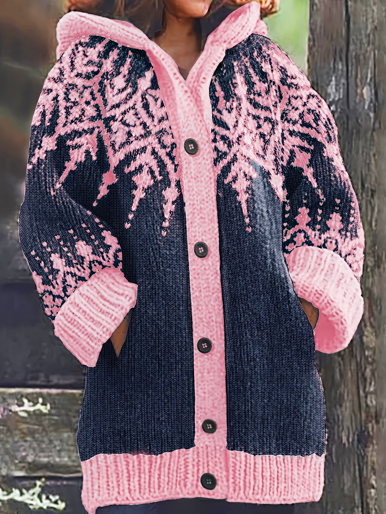 ⛄❄️【S~5XL】Elegantní retro bunda s kapucí pro ženy – Stylové barevné bloky a sněhové vločky pro zimní eleganci