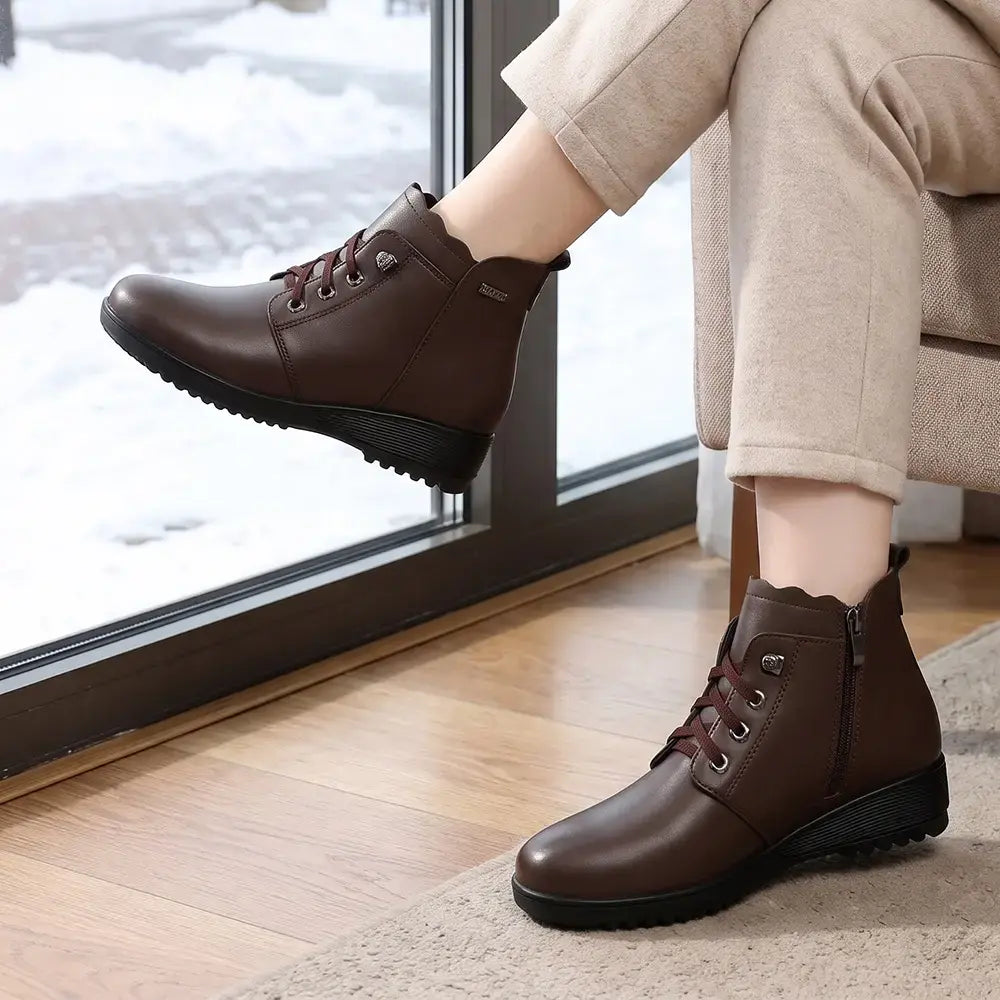 【35-40】Nowe damskie buty na koturnie z ociepleniem – z okrągłym noskiem, wygodne, antypoślizgowe, krótkie botki, dla mam