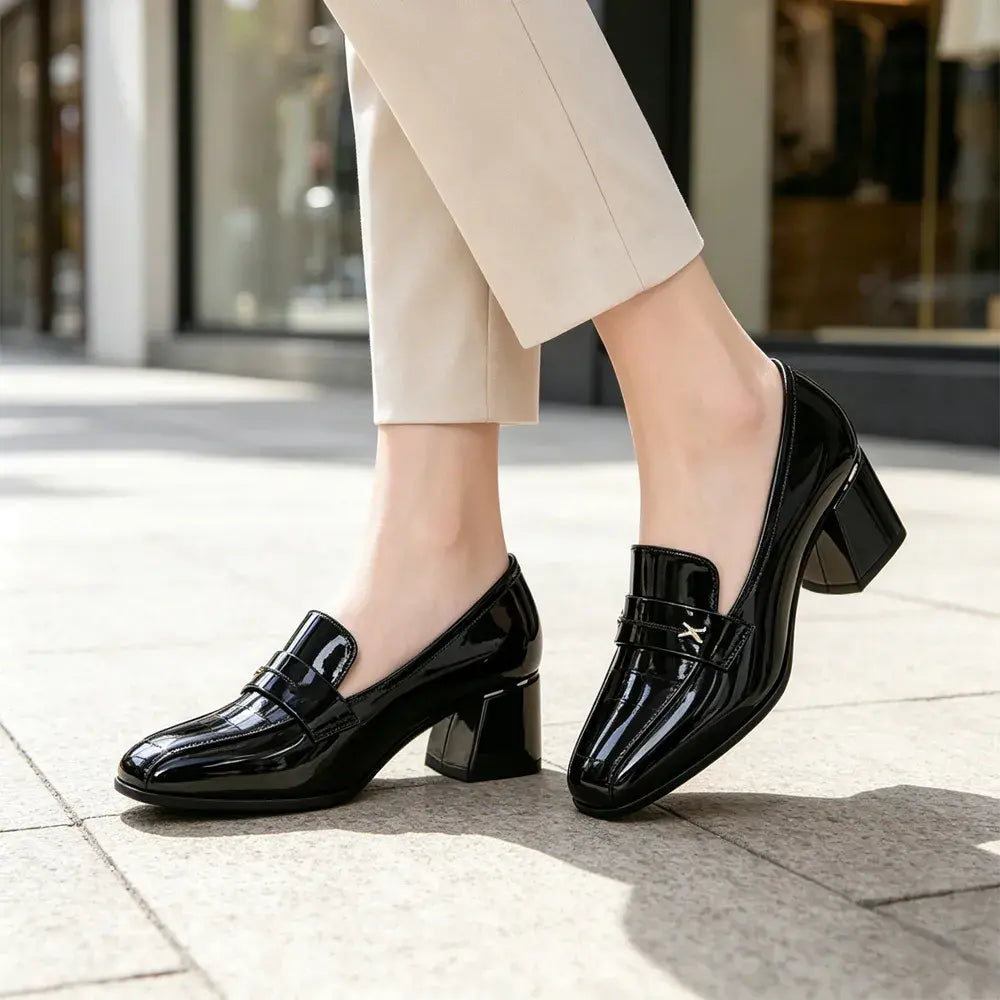 Eleganckie damskie mokasyny na masywnym obcasie – wsuwane, lakierowane buty z kwadratowymi noskami, idealne na wiosnę i jesień (czarne i khaki / rozmiary 35–40) 👠✨🖤
