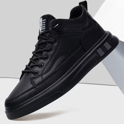 😎👍【39-44】Nuevas zapatillas casuales de algodón y terciopelo impermeables para hombre para otoño e invierno 2025.