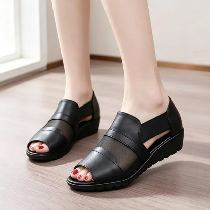 🚶‍♀️👟Elegantní sandály pro maminku: měkká kůže, lehká platforma a velikosti 35–41.