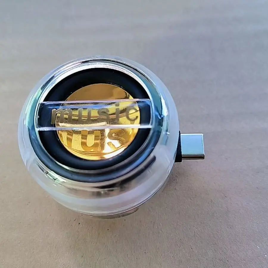 🔥【Podwójny interfejs typu C/3,5 mm】🎵Miniaturowy przenośny głośnik do telefonu komórkowego z mocnym basem