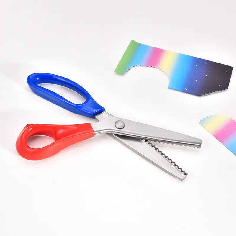 Ψαλίδι για ράψιμο και δαντέλες DIY ，Ακριβές και εύκολο κόψιμο ανά πάσα στιγμή, βοηθώντας σας να δημιουργήσετε τα δικά σας αριστουργήματα