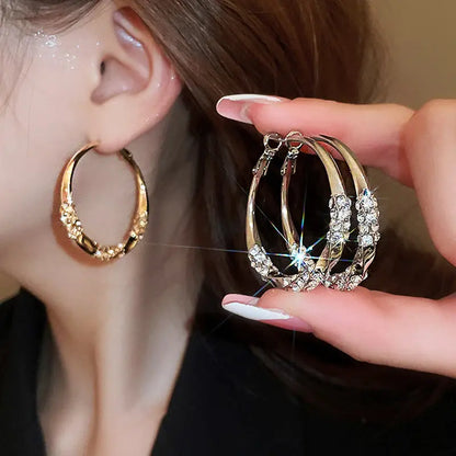 ✨【Kup jeden, a drugi dostaniesz gratis!】💎Eleganckie i zmysłowe kolczyki ze srebra próby 925 z cyrkoniami sześciennymi