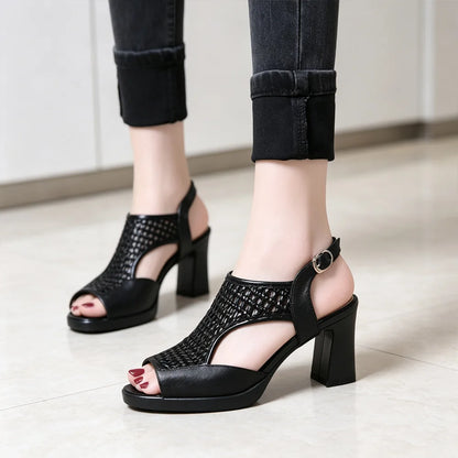 【35-40】👡2026 nowe letnie sandały, płaski obcas, odkryte palce, gruba podeszwa i płaski obcas, w kształcie ryby (wysokość obcasa 5/7 cm)
