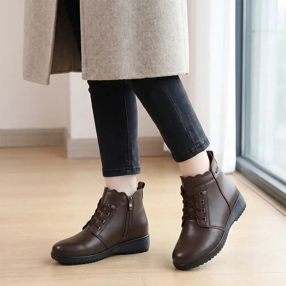 【35-40】Nowe damskie buty na koturnie z ociepleniem – z okrągłym noskiem, wygodne, antypoślizgowe, krótkie botki, dla mam